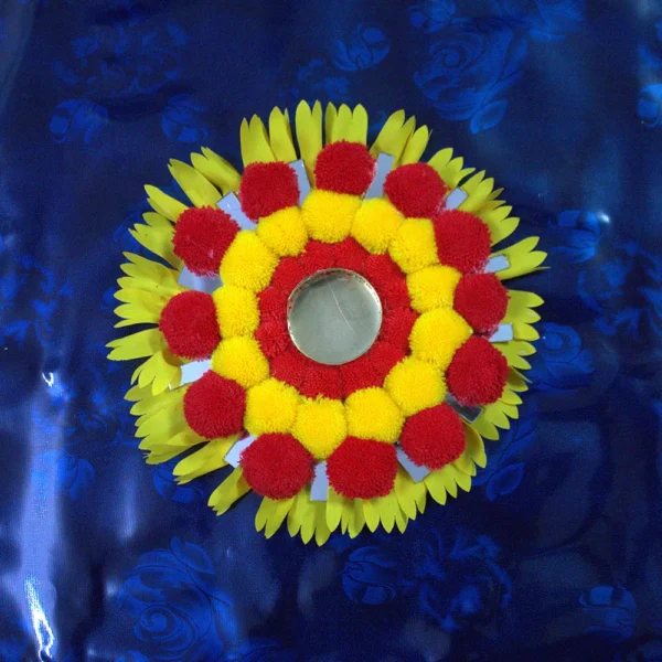 decorative-pompom-rangoli-with-diya-holder.webp decorative-pompom-rangoli-with-diya-holder.webp